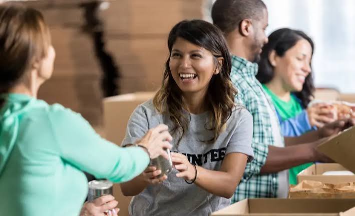 30+ Facts About Volunteering To Inspire and Engage Employees