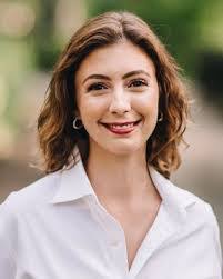 Brooke Fallon's Instagram, Twitter & Facebook