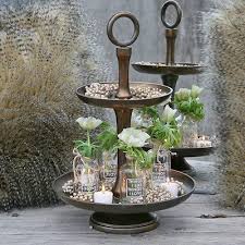 Vintage Deko Etagere Metall Bronze 2 Etagen H 46 Cm Shabby Etagenstander In Mobel Wohnen Dekoration Gefasse Etagere Dekorieren Etagere Metall Vintage Deko