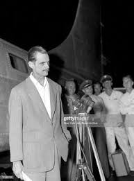Discover more posts about howard hughes. 320 Howard Hughes Ideen Howard Hughes Flugzeug John Von Neumann
