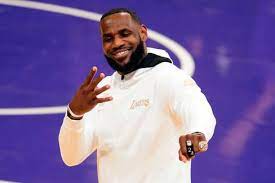 History lakers championship rings los angeles lakers. Nba Los Angeles Lakers Verlieren Gegen Clippers Dennis Schroder Uberzeugt Der Spiegel