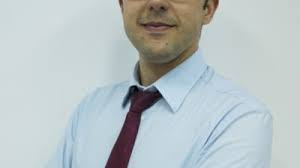 Acesta pe vremurile când părinții aranjau nunta, era. De Ce Cade Parul La Barbati