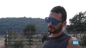Uno di loro, nel pomeriggio di ferragosto, è scomparso. Kamovdy2t Rvpm
