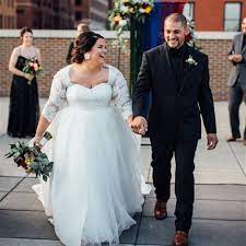 We did not find results for: 20 Dicke Braute Ideen Braute Brautkleid Hochzeit