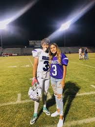 Football Couple Pic Cute Couples Football Football Couples Football Relationship Goals