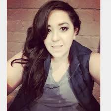 Jennifer Armas's Instagram, Twitter & Facebook