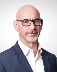 2018/19 Innis Alumni &amp; Friends Magazine by Innis Alumni