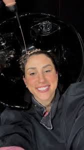 Tracy Derr's Instagram, Twitter & Facebook