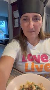 Découvrez le poulet 🐓 « épouse-moi » recette très populaire sur les  réseaux sociaux mais avec Nancy Roussel Ambassadrice Épicure ce fait très  rapidement. Découvrez en plus à nancyroussel.epicure.com