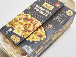 If you have a little extra time, you can bake the macaroni and cheese to give it a golden crust. Lidl Spicy Cheese Bobotie