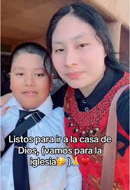 Vamos a adorar al Rey 🙏♥️#viral #videoscristianos #Dios_te_ama #Dios  #cantos #reels__tiktok #reel #viralreels