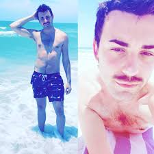 Joshua Batista (@joshandrepeat) • Instagram ဓာတ်ပုံများနှင့် ဗီဒီယိုများ