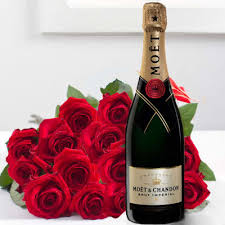 Our gift hampers & vip gifts delivered to the us include only the highest quality ingredients including upscale champagne, imported wines, delicious. 15 Roses Added To Champagne Order Flowers Online Interflora India