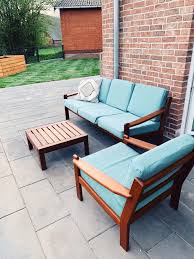 Entdecke carlton jetzt zu außergewöhnlichen preisen im sale ekstraordinær. Restauriertes 60er Sofa Fur Den Garten Skandistyle