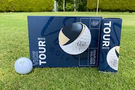 Best Golf Balls for Mid Handicappers 2025