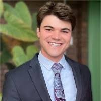 Laura Belding's Instagram, Twitter & Facebook