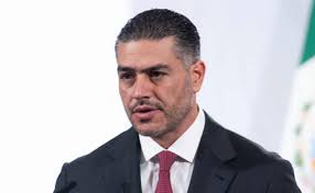 Quién es Jon Benjamin?, el embajador británico cesado en México, con 35  años de carrera