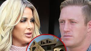 Kim Zolciak and Kroy Biermann List Georgia Mansion for $6 Million Amid  Divorce