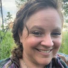 Bridget Lacey (@beequeenbe) • Instagram photos and videos