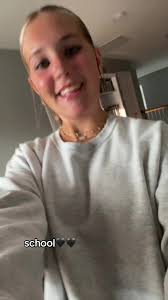 zoe (@whoiszoe.reddinger)’s videos with birds of a feather sped up