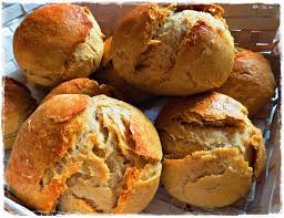 10 Brotchen 400 G Weizenmehl Typ 405 100 G Roggenmehl Typ 1150 Wurfel Hefe 2 Tl Salz 340 G Wasser Alles In Den Mixtopf Lebensmittel Essen Rezepte Backwaren