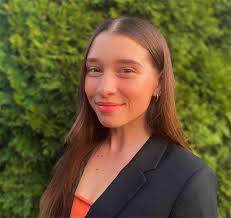 Anna Bunting's Instagram, Twitter & Facebook