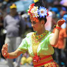 Macam Pola Lantai Dalam Tari Tradisional Yang Wajib Diketahui Lifestyle Fimela Com