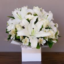 Sarah's flowers is a trusted neighbourhood florist delivering to brisbane qld and surrounding areas. Sympathy Flowers Sydney Order Sympathy Flowers Online
