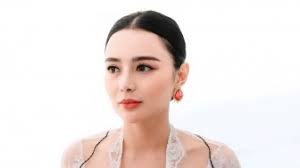 Alasan Jokowi Batalkan Pertemuan dengan Sting