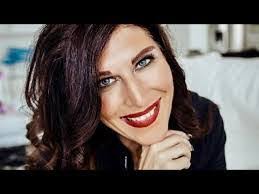 Angela Absher's Instagram, Twitter & Facebook