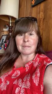 What are some healthy snack ideas for weight management?