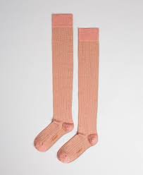 Dans la boutique chau7, vous trouvez des chaussettes hautes, des chaussettes douces, des chaussettes pour sport, confortables, en soie ou en laine, et des chaussettes en coton. Chaussettes Hautes Cotelees Lurex Femme Rose Twinset Milano