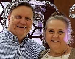 Jim Pugh, Doug ?, Andre?, Hollia Martinuck, Debbie Frick, Leo Marshall,  Janet Cross in Jeddah. 70 something. Help me fill in the blanks folks.....