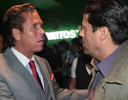 Roberto palazuelos se burla de luis miguel la serie, pues en el capítulo 10, micky le reclama a bobby ser un malagradecido por. Roberto Palazuelos Se Reencuentra Con Luis Miguel Tvynovelas Mexico