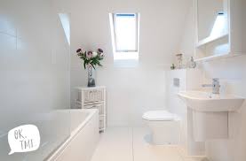 stage fright when urinating is common