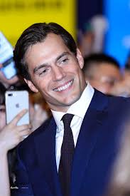 Superman actor henry cavill has apologised for claiming that the #metoo movement has left him scared to date women for fear of being called a rapist. Pin By Isabelaim On Henry Cavill Henry Cavill Henry Cavill Smile Henry Caville