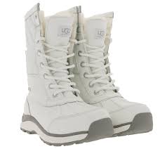 These boots were made for hopping in zero gravity. Ugg Australia Schnur Stiefel Stylische Damen Moon Boots Mit Drytech Weiss