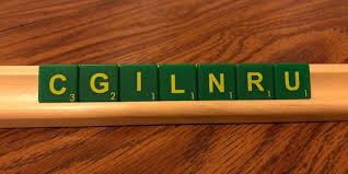 How do players of sctabble pick the letters? One Trick To Help You Win At Scrabble From A Nationally Ranked Player