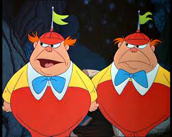 J'espère que vous avez tous passé un très bon noël et que vous avez bien mangé de la bûche! Tweedle Dee Et Tweedle Dum Disney Wiki Fandom