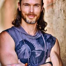 Danielle Mitchner's Instagram, Twitter & Facebook