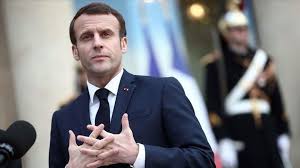 Le President Francais Emmanuel Macron Teste Positif A La Covid 19