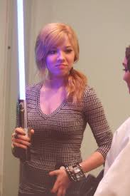 Jennette mccurdy picture collection 236.65mb. Jennette Mccurdy Attends Mccurdicon 27 Gotceleb