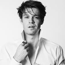 Quick trip to Tennessee. Best parts include visiting my dad, seeing Lindsey  Buckingham live and of course @wafflehouseofficial. Worst part was Annie  pushing me into the lake at 1 in the morning,