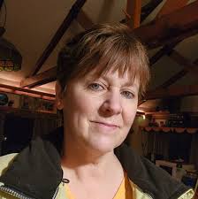 How to start making candles at home?