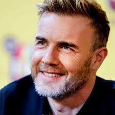 Gary barlow's fans tease he's 'definitely a grower' as he shares. Take That Star Gary Barlow Ordentlich Abgenommen So Hat Er Sich Im Laufe Der Jahre Verandert Bunte De