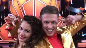 So kriegt die russin wohl sonst nur ihr mann valentin lusin zu sehen. Tanzerin Renata Lusin Valentin Ist Mein Erster Freund Promiflash De