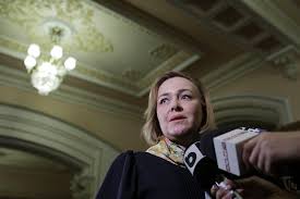 „o spun pentru prima oară, este o știre. Carmen Dan A Demisionat De La Ministerul De Interne Acuzand O Pe Viorica DÄƒncilÄƒ CÄƒ A Cedat Presiunilor PreÈ™edintelui Iohannis