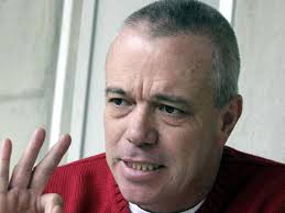 I couldn't find the name on imdb. Murio Popeye Jhon Jairo Velasquez Vasquez Quien Era El Jefe De Sicarios De Pablo Escobar Que Desangro A Colombia Perfil Cartel De Medellin Mundo El Comercio Peru