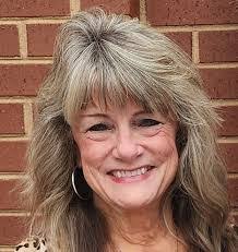 Earlene Patton's Instagram, Twitter & Facebook