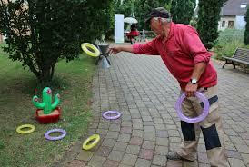 Wenn sie ein spezielles altenheim für ihr fsj wünschen, so nehmen sie kontakt mit dem heimleiter auf und teilen ihm ihre wünsche mit. Wilder Westen Zum Sommerfest Bei Sankt Johannes In Schifferstadt Incura Senioren Residenzen